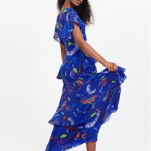 Janelle Printed Tiered Stretch-Silk Maxi Dress NWT - Picture 6 of 8